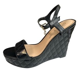 Guess Quilted Wedge Platform Black Heel Sandals Womens SZ 8.5M Ankle Strap Charm